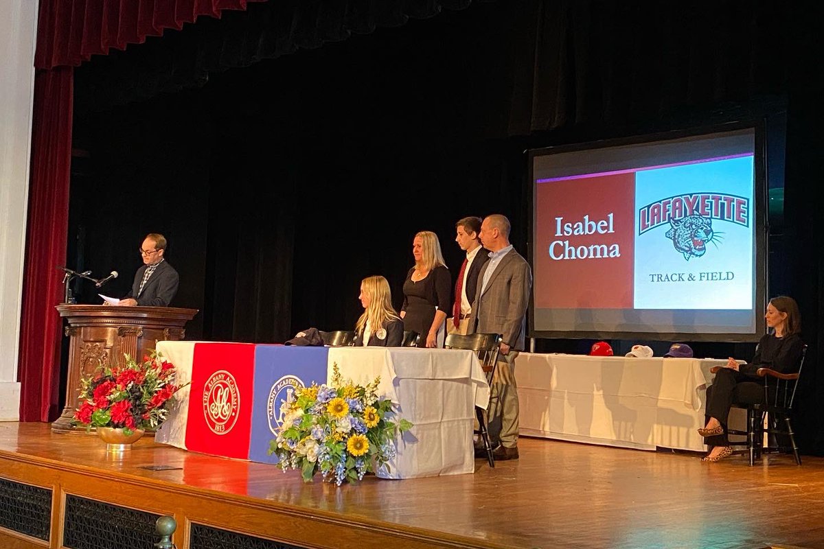 AMarathakis's tweet photo. Congratulations to Mea, Erin and Isabel for signing your National Letter of Intent (NLI) to continue your scholar-athlete careers at the D1 level👏🏼‼️#AcademyWay #ScholarAthlete @thealbanyacademies @swsd_saints @nuxc_wildcats @lafcoltf https://t.co/p9S53td6D5