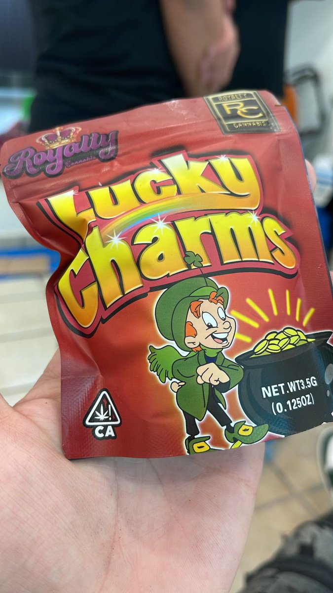 extreme_high420's tweet photo. Un cerealito? https://t.co/AfoaKijJv3