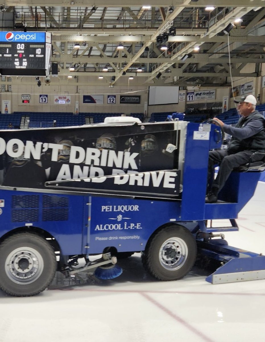 EastlinkCtrPEI's tweet photo. Ice Time…Ice Time 🚨🚨🚨We have a couple of prime time hours available this Saturday Nov 26 Contact Stu at 902-393-2236 for rental details https://t.co/GQShVpX6jr