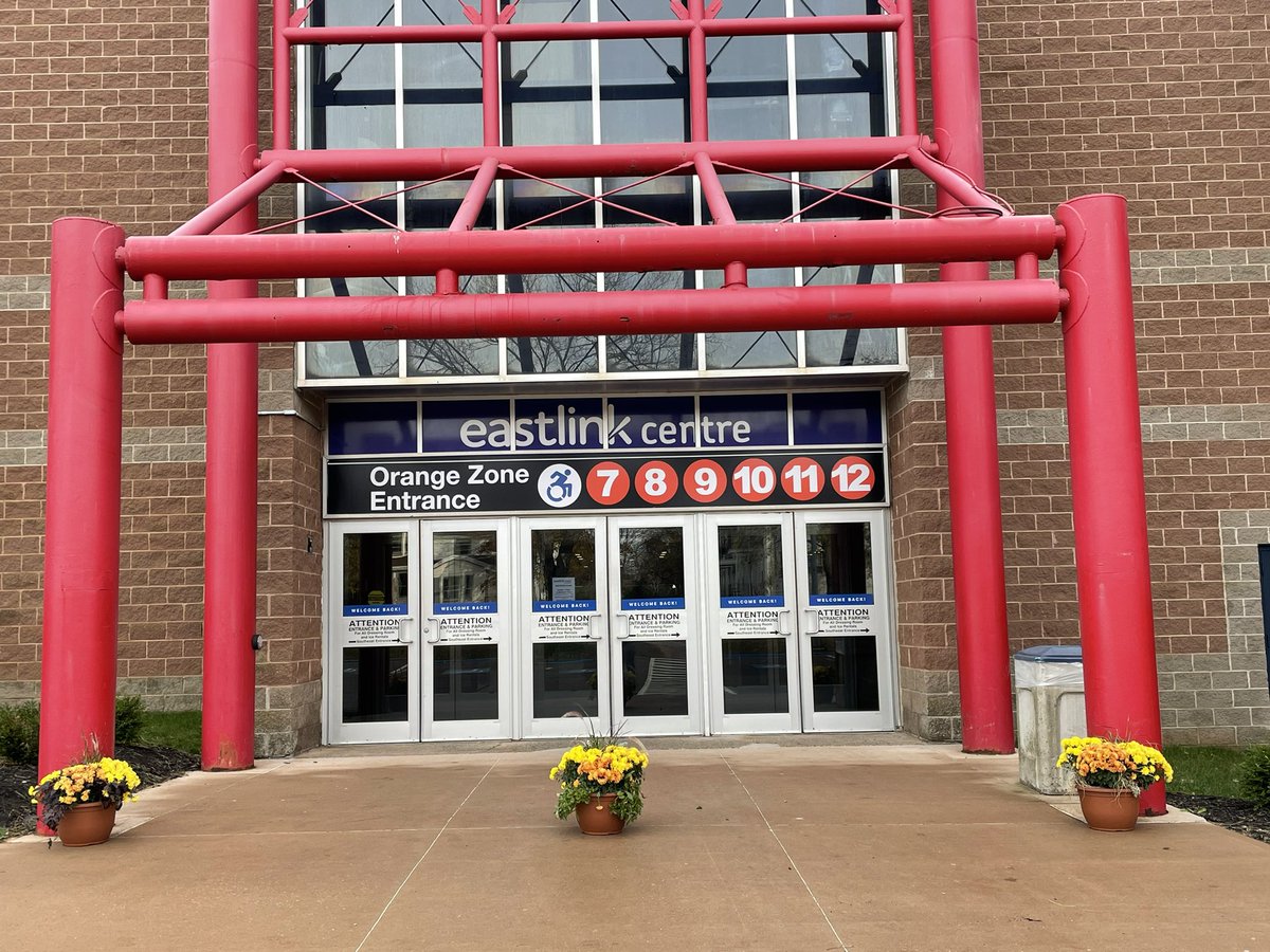 EastlinkCtrPEI's tweet photo. Ice Time…Ice Time 🚨🚨🚨We have a couple of prime time hours available this Saturday Nov 26 Contact Stu at 902-393-2236 for rental details https://t.co/GQShVpX6jr