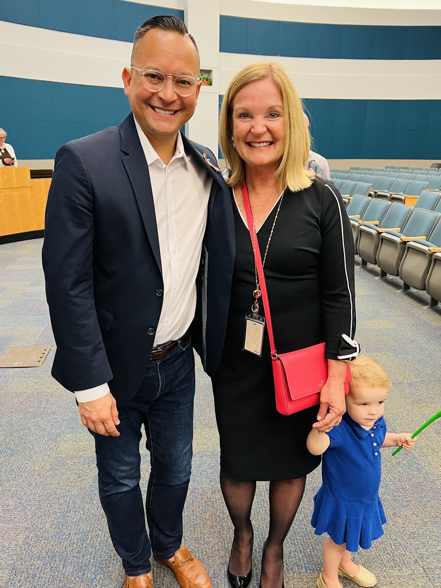 Senator Carlos Guillermo Smith tweet media