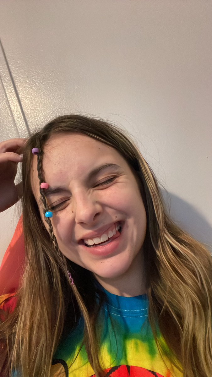 EmmaMay6318's tweet photo. Should I go live on here and/or Twitter? #onlyfansgirl #teen #live #tuesdayvibe #onlyfansbabe #adult #promo #onlyfanspromo https://t.co/DmwbxAGMkw