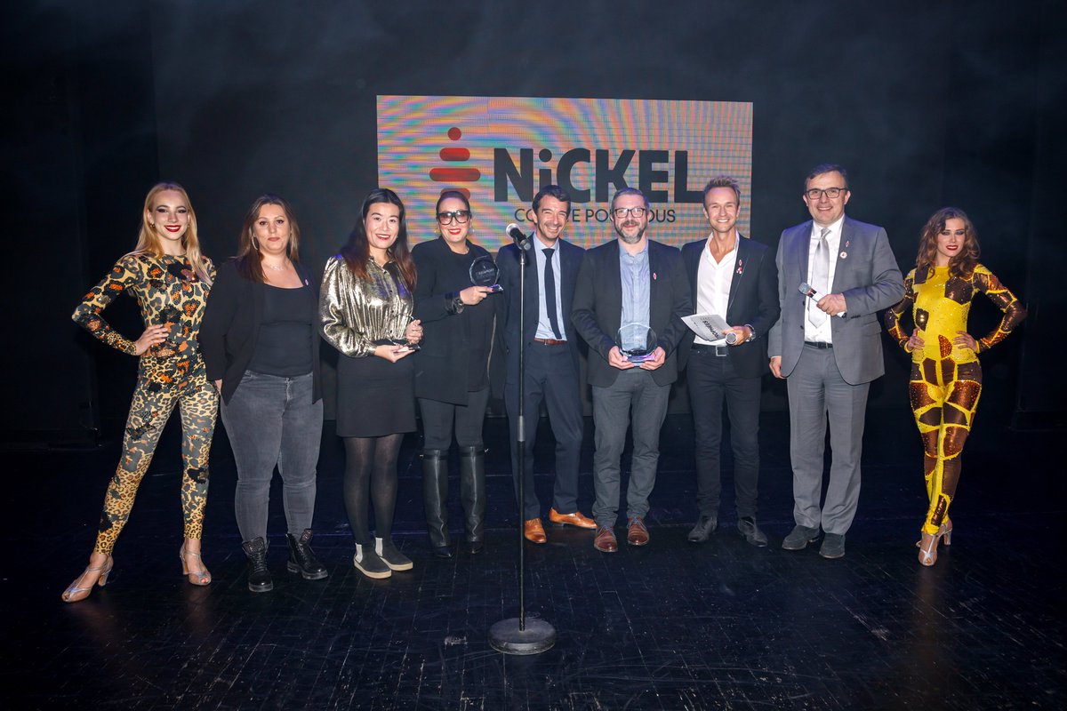 Dimanche soir, nous avons participé aux Trophées des buralistes Ile-de-France, Oise et Seine-Maritime. Quel plaisir de voir de nombreux partenaires de <a href="/CompteNickel/">Nickel</a> parmi les lauréats 😀
Merci <a href="/LesBuralistes/">Les Buralistes</a> pour votre confiance !
Bravo à Philippe Alauze et à toute son équipe 👏