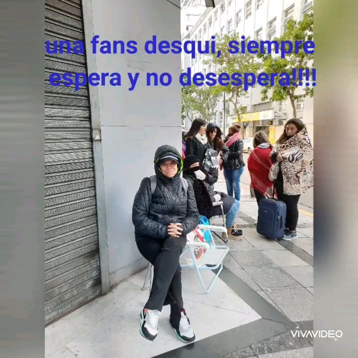 DesquiciadasRM's tweet photo. María está lista para la fiesta que serán los shows de @ricky_martin 🎉🎉 

.
.
.
#Desquiclub #desquis #FansRickyMartin #Rickymartinsinfonico #RickyMartin #FandomRickyMartin #Sexysouls https://t.co/DwYOKYUiL7 https://t.co/xl1EDBVGtC