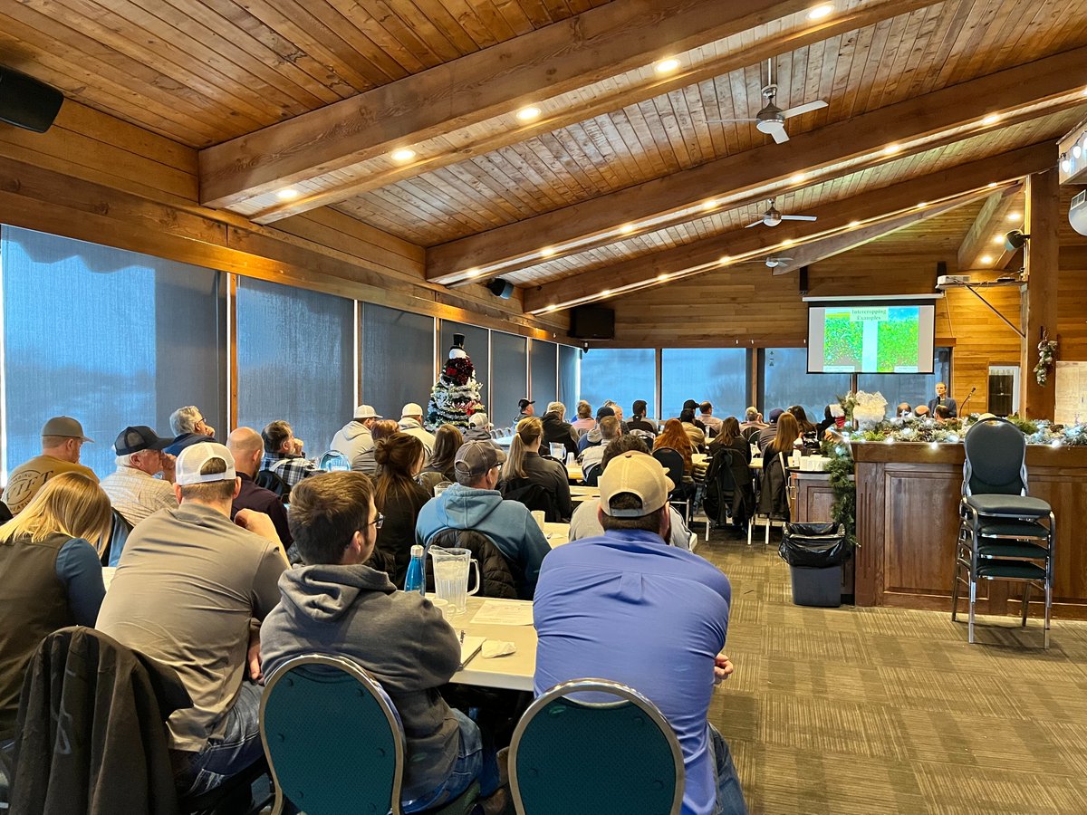 SAWatersheds's tweet photo. Thank you to everyone for coming out to our Nitrogen Management Workshop in #SwiftCurrentSk! 🙌

Huge thank you to all of our speakers, panellists, sponsors, organizers for helping us make this event happen! 

@TimacAgroCanada, @Western_Ag, @SWT, Pioneer Co-op
#saskag #farmers https://t.co/97f9ymep4B