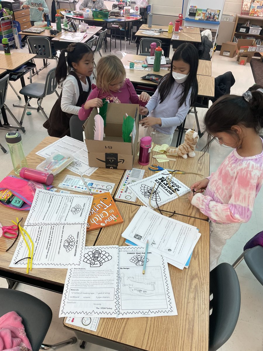 RookerGrade2's tweet photo. Hard at working making turkey traps #howtocatchaturkey #STEAM @HorizonElem https://t.co/mxqmkfQuL0