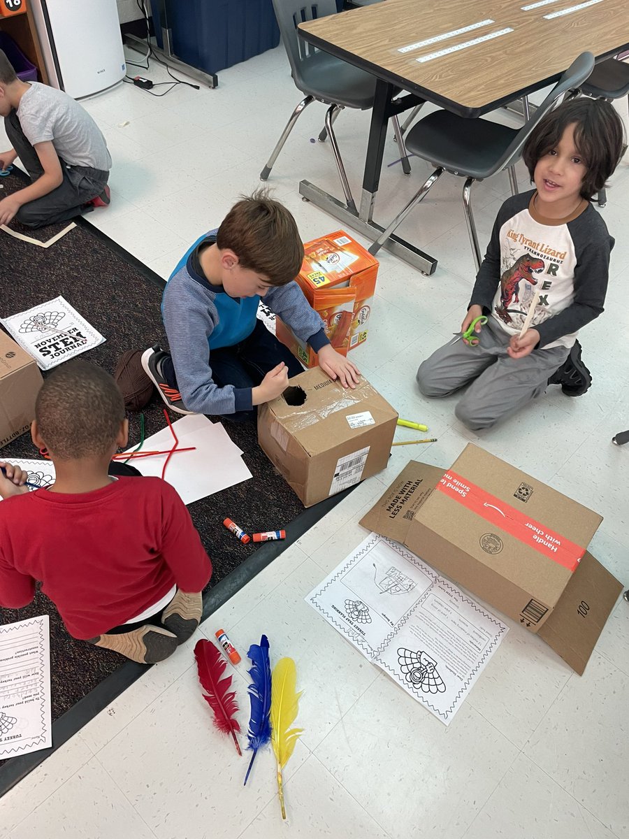 RookerGrade2's tweet photo. Hard at working making turkey traps #howtocatchaturkey #STEAM @HorizonElem https://t.co/mxqmkfQuL0