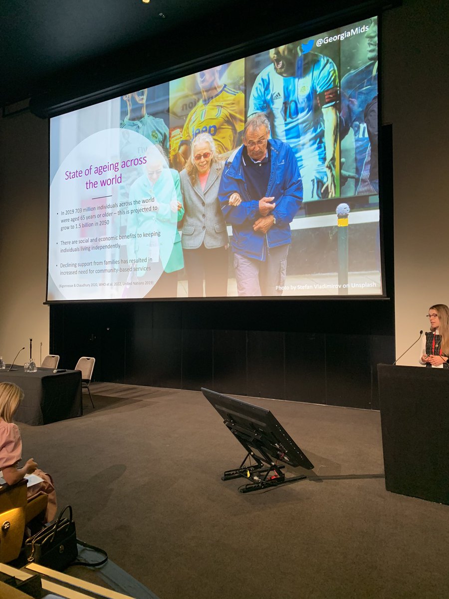 Great presentation by @GeorgiaMids on how social eating might combat loneliness among older people living alone in the community #AAGConf22 @FlindersCFI