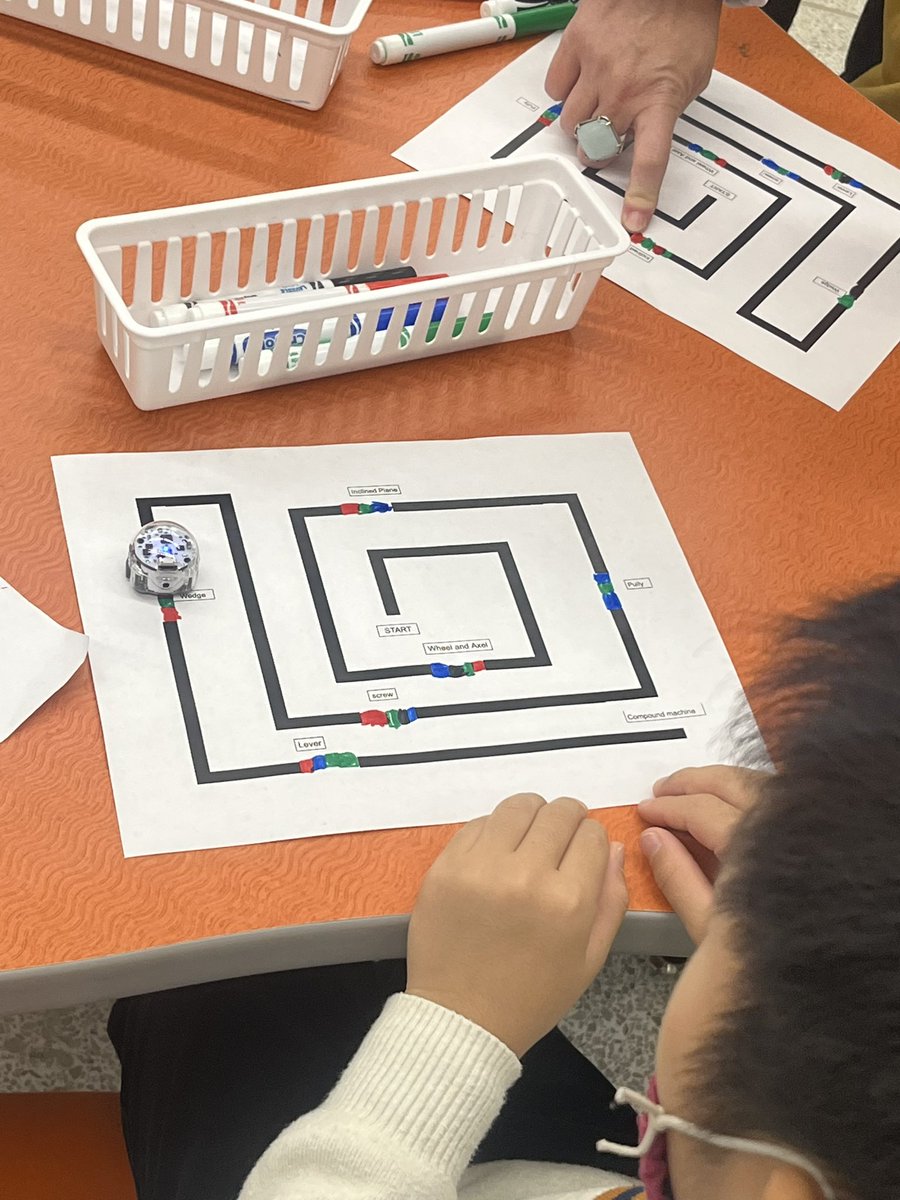 Jennifer Clements tweet media