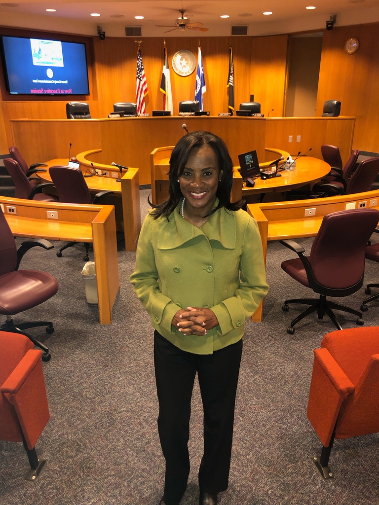 alisafortarrant's tweet photo. Precinct 2, thank you! I am incredibly grateful for every vote and honored to have earned enough to represent you as Tarrant County Commissioner.

Now the work begins. Here's to opening the county doors of government for ALL! https://t.co/MkOkcrAVPG