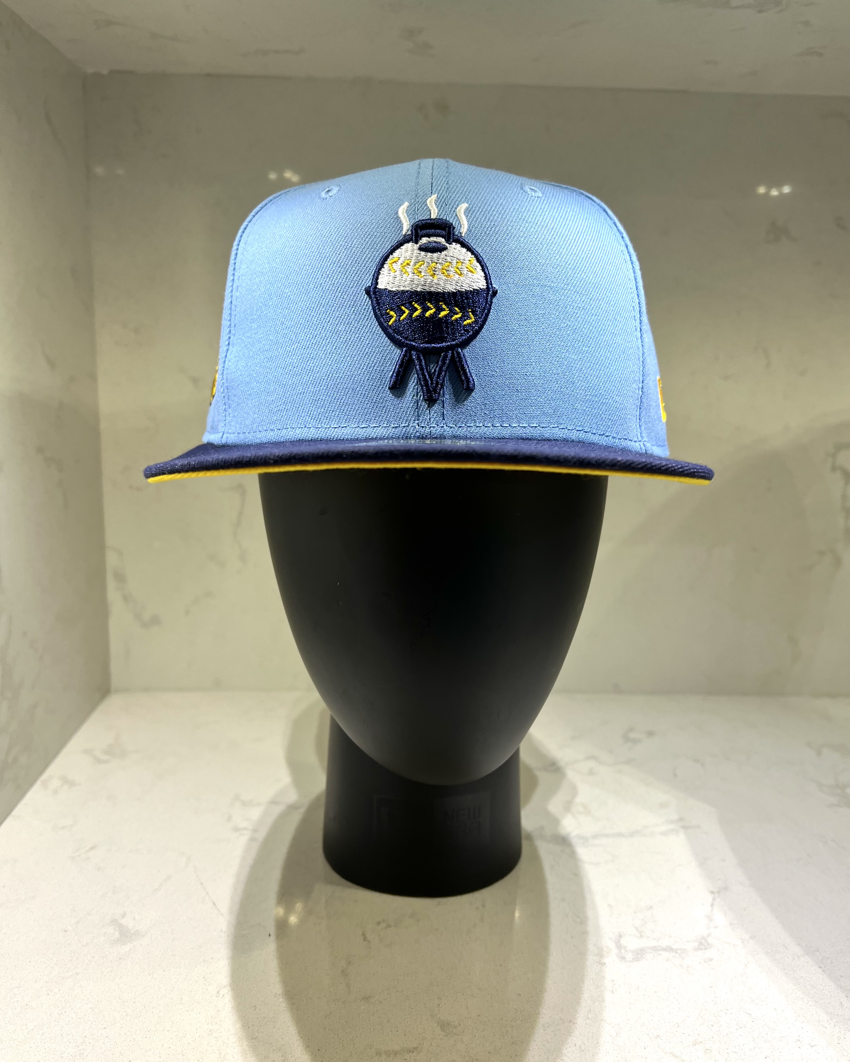 Milwaukee Brewers on X: NEW to the Brewers Team Store 👀 Get yours on  Black Friday and receive an early access ticket to the Clubhouse Sale when  you spend $75 or more!