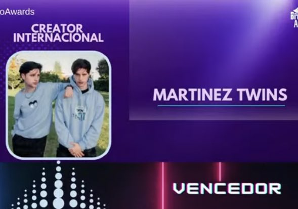 stafemiliof's tweet image. Los Martínez Twins son los ganadores de la categoría “Creator Internacional” en los #BreakTudoAwards 

¡Felicidades a todo el fandom, este premio es de ellos y nosotros! 🤍
