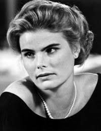 Happy birthday Mariel Hemingway. My favorite film with Hemingway is Manhattan. 