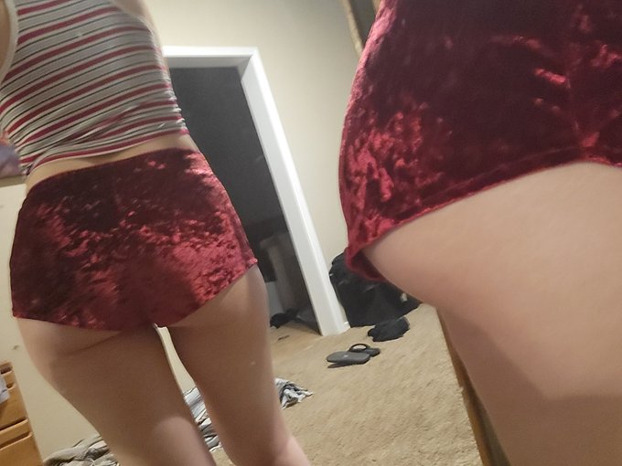 Got some cute red crushed velvet shorts today 😍 https://t.co/go5ntSEvit<a href="/tag/mvsales"class="tags"><span>#mvsales</span></a>