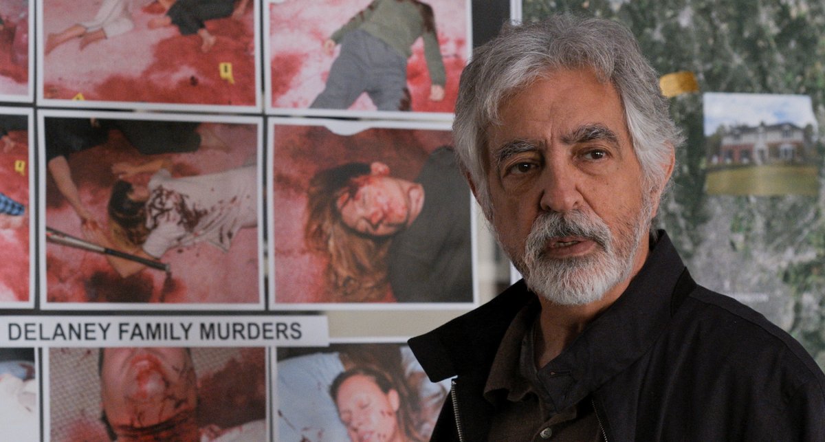 That's a whole lot of blood on the board! 🩸 #CriminalMinds