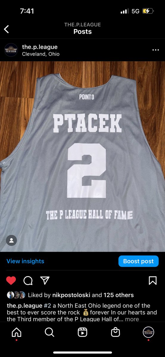 PostoloskiNik's tweet photo. My brother Tyler Hope you’re watching over me & the guys. I will keep the hooping legacy going as long as I can. Miss you ❤️❤️🙏 #LongLive2 https://t.co/jzmmLHVyZz