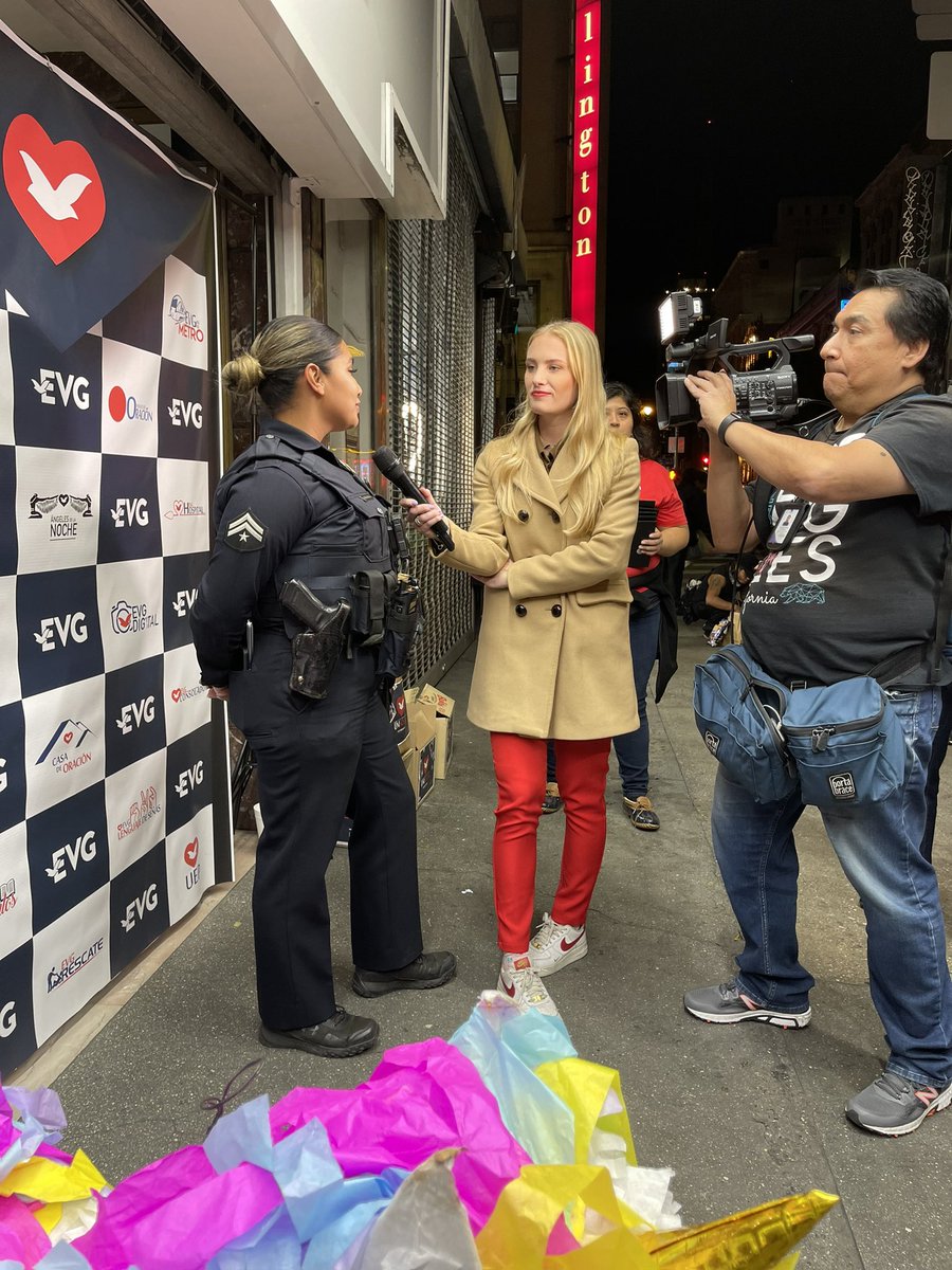 Live at The Universal Church 7th/Broadway. Turkey’s for the community. Thanks SLO QUINTANILLA, Central OFCR’s, Wendy and Pastor
<a href="/LAPDChiefMoore/">Michel R. Moore</a> 
<a href="/lapdmikeoreb/">Michael A. Oreb</a>