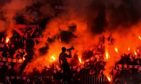 BhLive's tweet photo. Radja Nainggolan on playing vs BIH: 

“Look at 🇧🇦 for example. They go to war for their nation. When we played there, we felt intimidated. There were more people in the arena than allowed, people climbing over walls like in South America. I have never seen such patriotic fans.”🔥 https://t.co/lkx2sEeWje