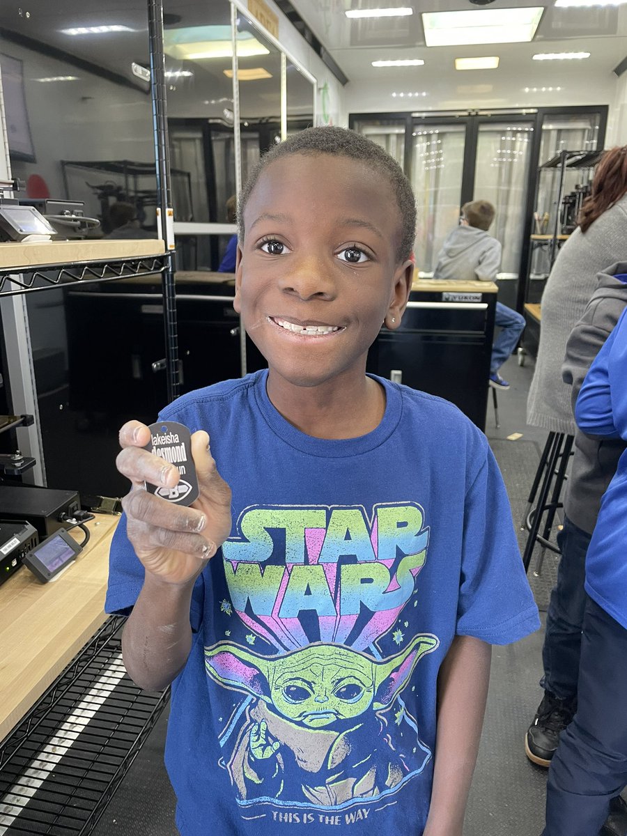 WEstemLADY's tweet image. @LongfellowElem3 fifth graders enjoyed time in the #fablab today.  They used our @EpilogLaser to engrave custom dog tags. @wefabmobile @mrslegerski @WESchools #mobilefablab #digitalfabrication