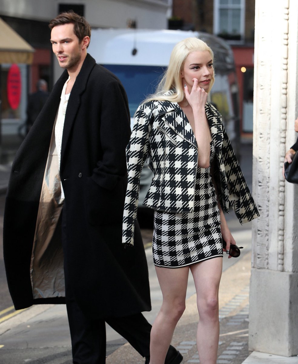hourly anya taylor-joy on Twitter: "anya taylor-joy with nicholas hoult