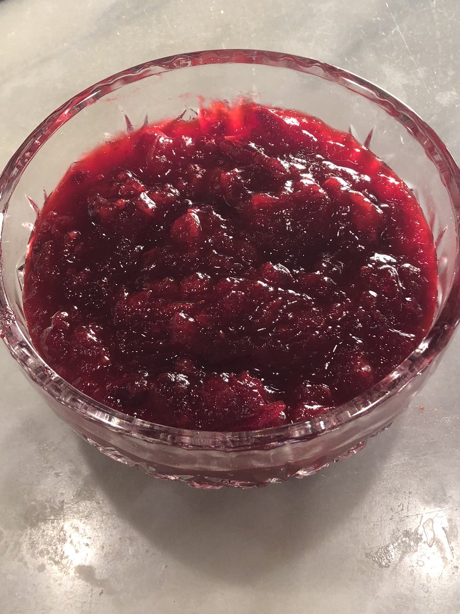 Kerryloves2trvl's tweet image. Cranberry sauce made .✔️
In crystal bowl purchased on trip to Slovenia - 
#Usethegoodstuff