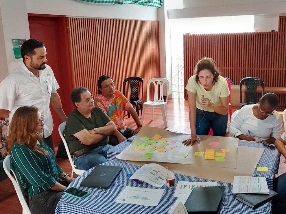 GGGICol's tweet photo. #ColombiaCreceVerde | ¡Finalizamos las presentaciones del #ITCV en las regiones de 🇨🇴! Hoy, la mesa de trabajo región #Pacífico resaltó:
✅Enfoque intercultural
✅Desarrollo e innovación social
✅Sinergias entre actores e iniciativas https://t.co/VPshBcT0a1