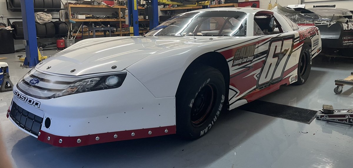 colin2100's tweet photo. New car is ready to go for the Bill Bigley Sr Memorial at 4-17 Southern Speedway! Catch all the action from this weekend on @RacingAmerica https://t.co/f63LLczX2K