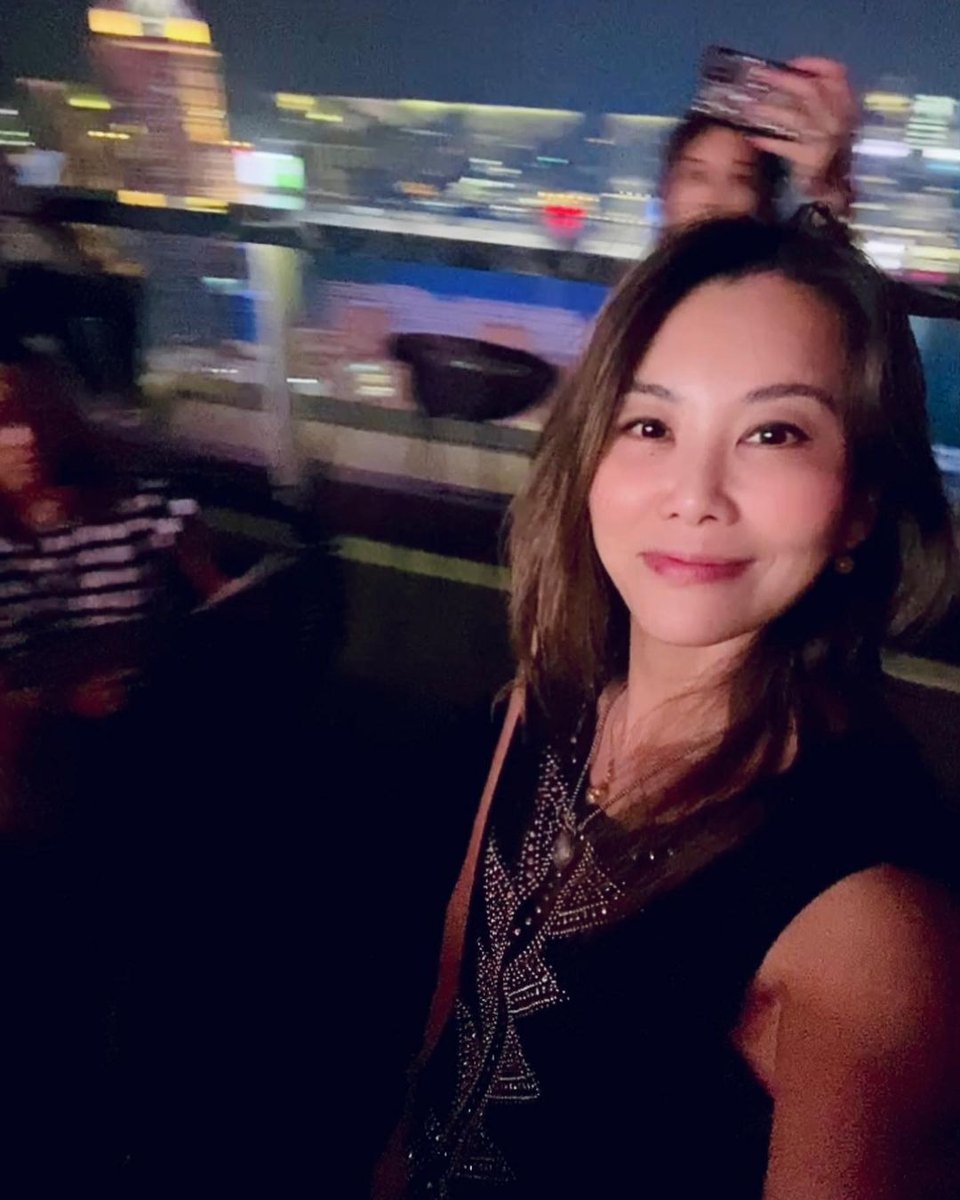 watermelon17319's tweet photo. Goodnight and sweet dream❤️
And remember me🤣😂
#goodnight 
#nightout 
#enjoylife https://t.co/ol9iei2I87