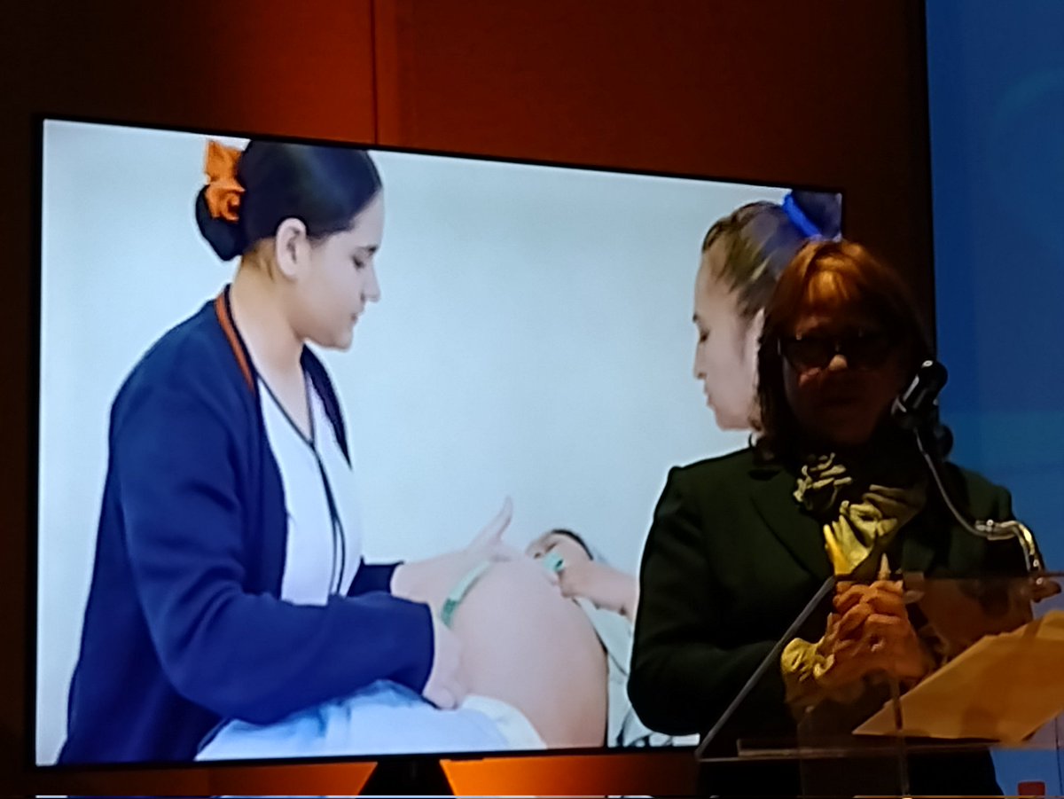 patymorag's tweet photo. Participamos en el Foro por la conmemoración de los 50 años de @UNFPAMexico 8,000 Millones: un Mundo de Posibilidades Infinitas #8MM #ParteríaProfesional #8MilMillonesMásFuertes #EscEnfCruzRojaMor https://t.co/FcJkOXX00U