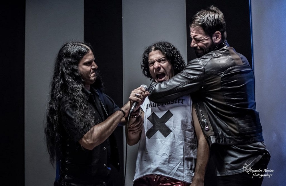 Listen Live: aiiradio.net #AiiR #twitch #NowPlaying on <a href="/AiiRadioLive/">AiiRadio</a>'s #TheCircleofFifths
#NewSingle [November 11th 2022]:
NP #Motherfaster ~ #ZombiesInTheDisco motherfaster.com facebook.com/Motherfaster #Athens, #Greece 🇬🇷 @motherfasterxxx
motherfaster.bandcamp.com/track/zombies-…