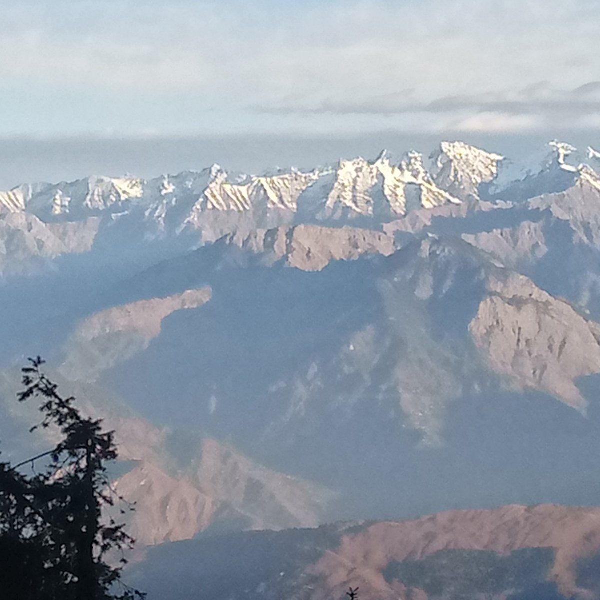 Rajinde15863622's tweet photo. Khadrala
Himachal, India
#ThePhotoHour #PhotoOfTheDay #StormHour
#mountains #IncredibleIndia #himalaya #photography #nikonphotography #Nikon
#nikonphotography #khadrala #rampurbushar https://t.co/MJjhn1LBAR