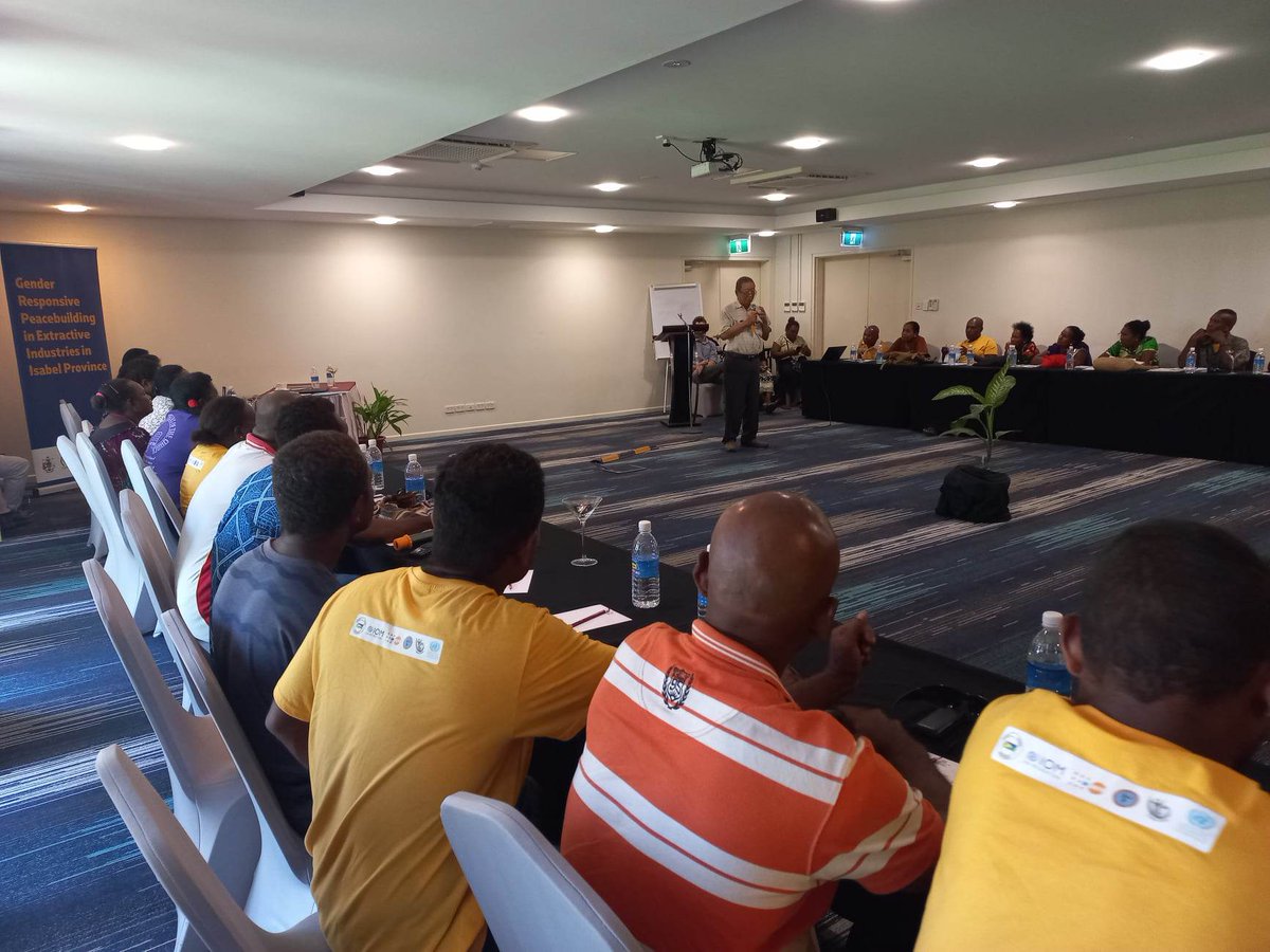 IOMSolomons's tweet photo. Important &amp; fruitful discussions last week on how to mitigate &amp; address community concerns related to logging in Isabel Province. With support from @UNPeacebuilding, 40+ reps from 🇸🇧 Gov't, IPG, communities, industry &amp; Solomon Islands Forestry Association engaged in dialogue. https://t.co/6PmtnoZkj7