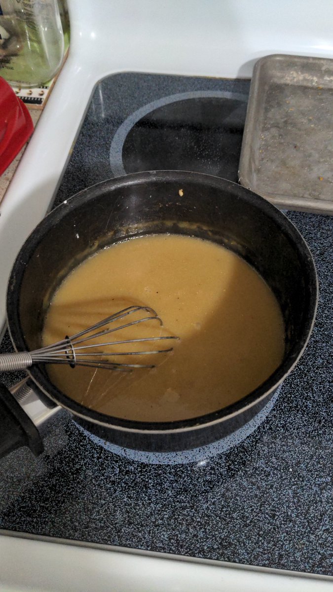 rayisaacalan's tweet photo. Smoked turkey and gravy - turned out amazing!! https://t.co/xbG6rSuN9k