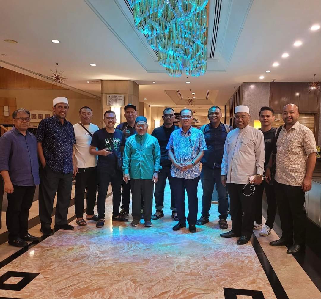 ustaz_idris's tweet image. Doakan Allah permudahkan urusan di Pahang.
Insya-Allah 🇲🇾