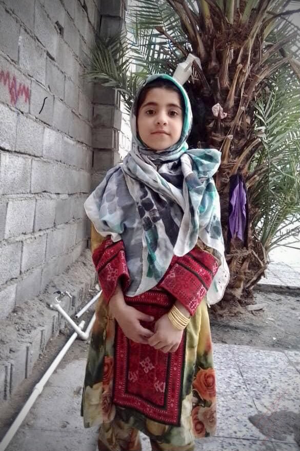 HbSarbazi's tweet photo. #هستی_نارویی کودک بلوچی که در تاریخ ۸ مهر روز کشتار زاهدان جان خود را از دست داد.
هر چه بیشتر ابعاد کشتار زاهدان مشخص میشود، هولناک بودن این جنایت و کشتارهای بعدی را بیشتر متوجه میشویم.
#ماهو_بلوچ #مهسا_امینی https://t.co/pukmdNgxFy