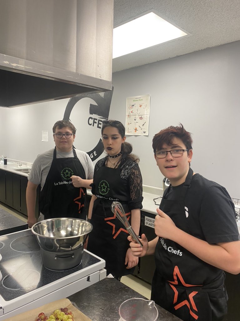 Cferhrhs's tweet photo. Kitchen brigades has started up again. The kids love cooking. https://t.co/U6I1f7hfqr