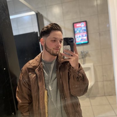ethanisbasic's tweet photo. Ion even get on here https://t.co/SUvJ6f7qz1