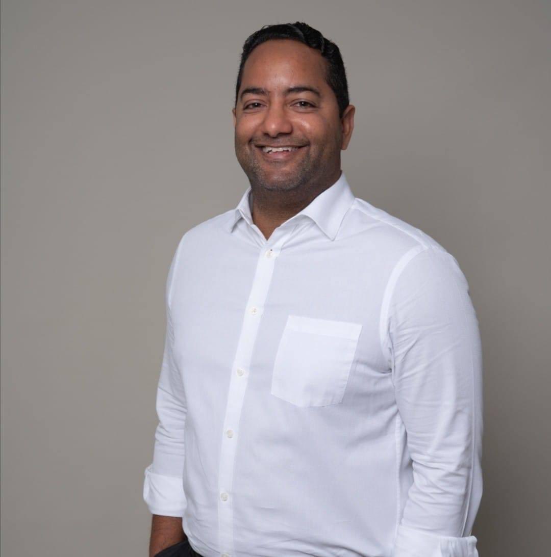 MinpreRD's tweet image. Mediante el Decreto 701-22, el presidente de la República, @luisabinader, designó a Benny Metz (@BennyMetz) como viceministro de Relaciones de la Sociedad Civil del Ministerio de la Presidencia.