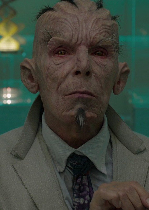 JoshuaMPatton's tweet photo. Currently having my mind blown that #Ulaf in #Andor is played by Christopher Fairbanks who was also the Broker in the first #GuardiansOfTheGalaxy movie. https://t.co/gYII6rgmyP