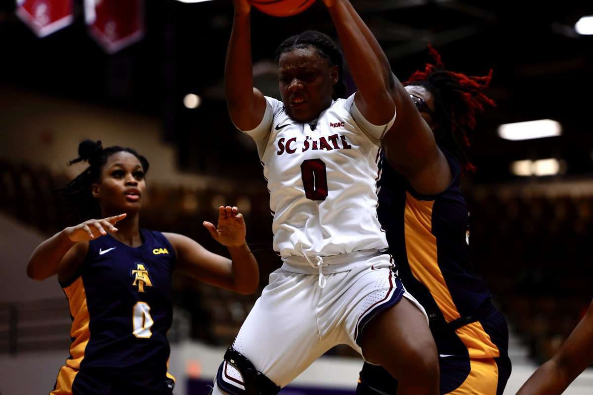 SCSBFAA_'s tweet photo. Women’s Basketball Action…. vs NC A&amp;T https://t.co/iqg0IXVzdJ