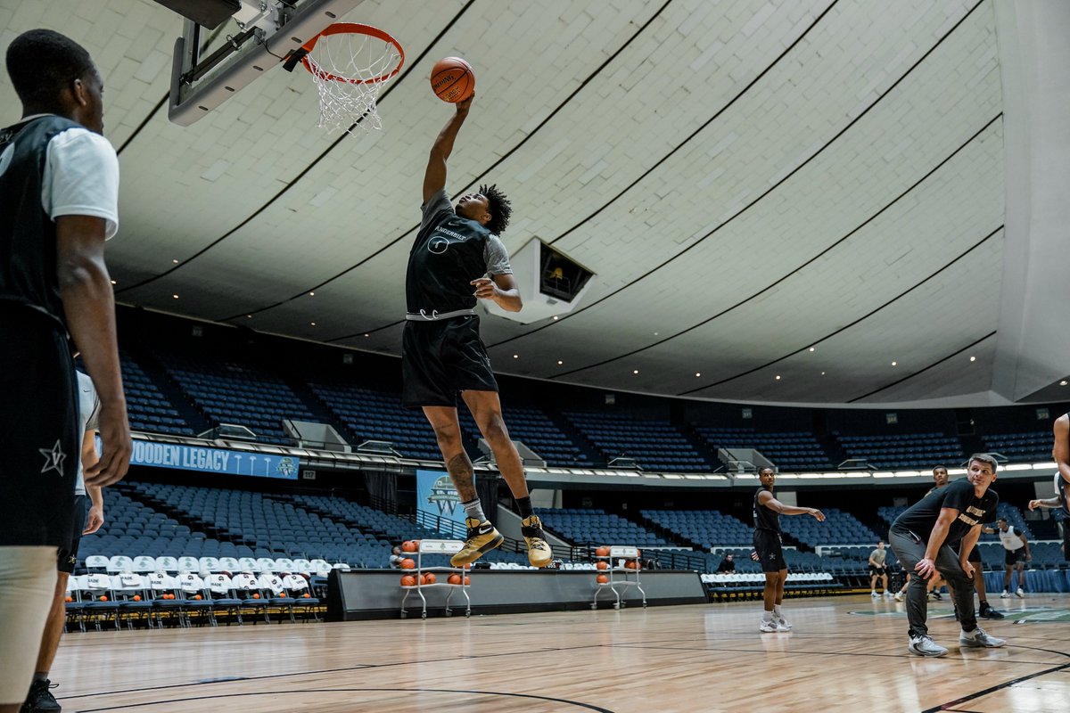 Vanderbilt Men's Basketball on Twitter "💪"