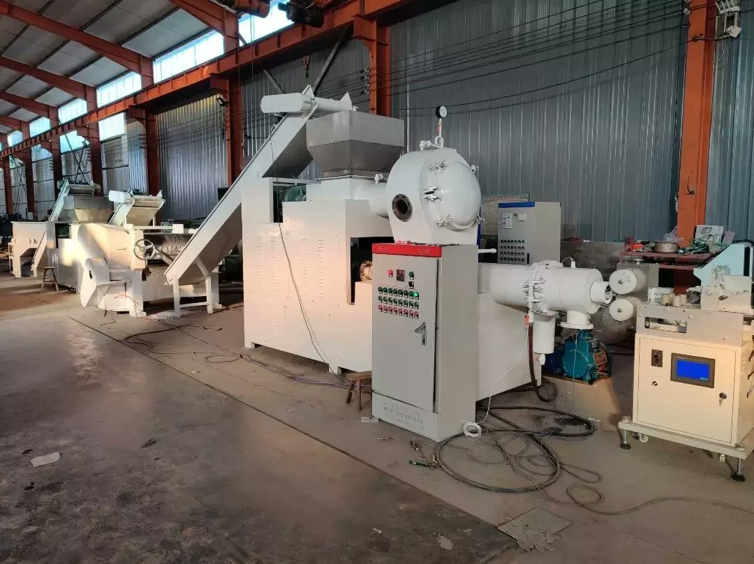 kingsman_city's tweet photo. #business #africa 
Make lots of money working with us
industrial soap making machine
 
#buildyourbusiness #byourb https://t.co/u9VUsW9B63