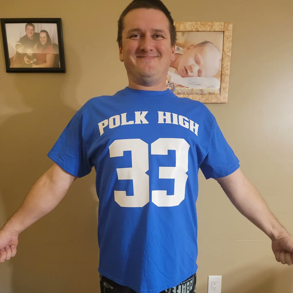 pantaloon3000's tweet photo. Amanda made me my new favorite shirt #PolkHigh #FourTouchdownsInOneGame #WoahBundy https://t.co/WYDdY8caXD