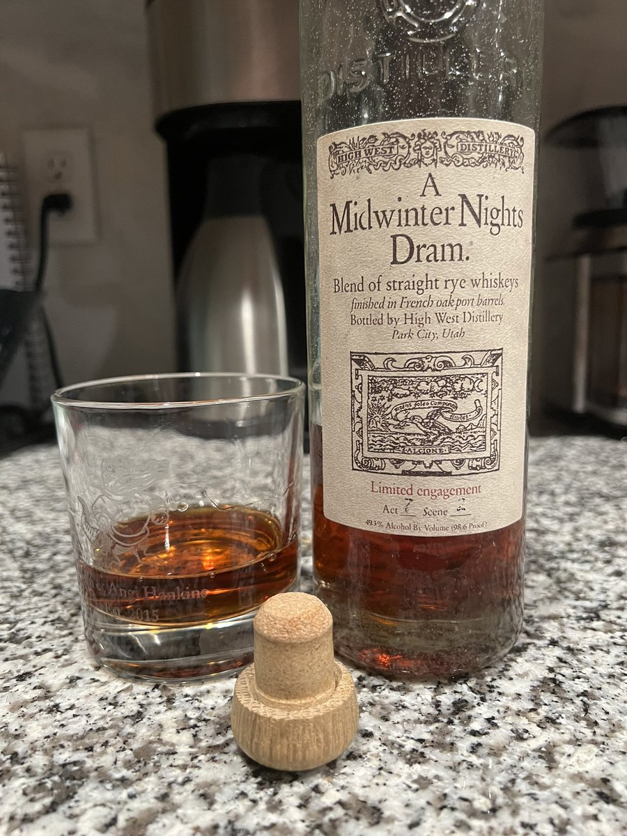 GatorFlair's tweet photo. What we sipping on tonight? #bourbon #highwest #MWND https://t.co/I5Gm4DgGzY