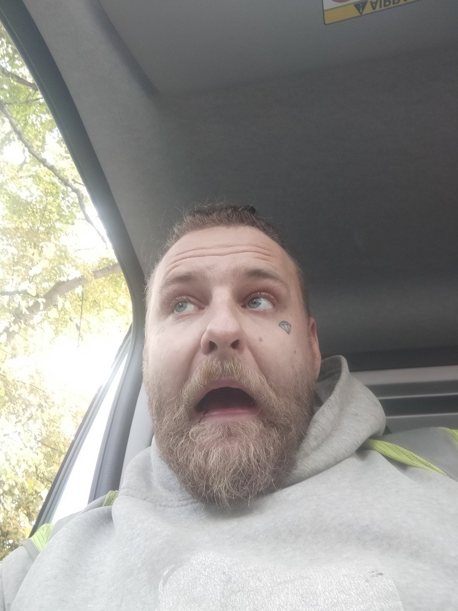 BuilderSlick's tweet photo. When you realise my spicy page is %50 off! https://t.co/FywVQyh9aS