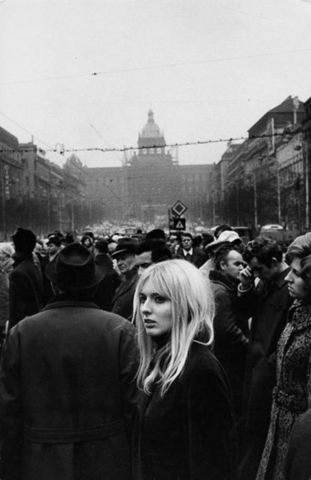 archillect's tweet photo. https://t.co/tyEYlzcYhA