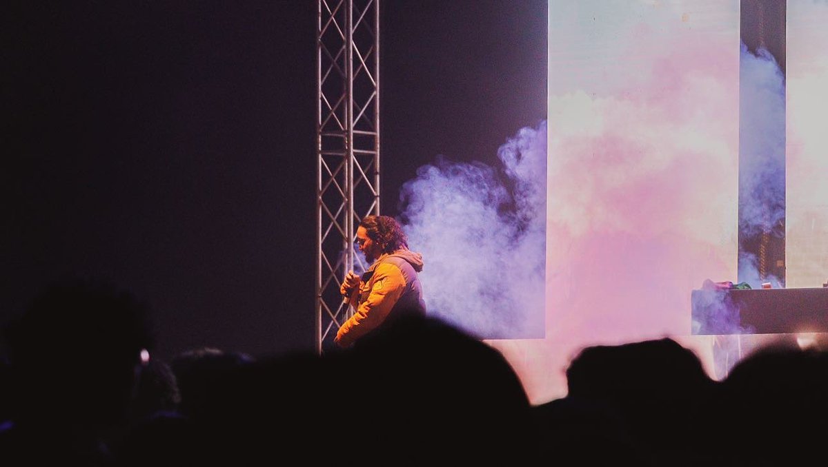 AyanJain15's tweet photo. #bitspilani concert of #seedhemaut #imayanjain #ayanjain https://t.co/RwRKVjyydY