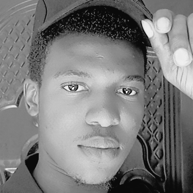 oluwaf7's tweet photo. #NewProfilePic https://t.co/A85wUDSZtl