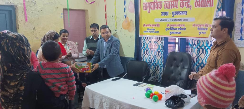 CMO Office Muzaffarnagar (@dhsmzn) on Twitter photo जनपद मुजफ्फरनगर मे नवजात शिशु देखभाल सप्ताह के अंतर्गत सामुदायिक स्वास्थ्य केंद्र खतौली में हेल्दी बेबी शो का आयोजन किया गया <a href="/brajeshpathakup/">Brajesh Pathak</a> <a href="/UPGovt/">Government of UP</a> <a href="/CMOfficeUP/">CM Office, GoUP</a> <a href="/ChiefSecyUP/">S.P. Goyal, Chief Secretary, GoUP</a> <a href="/InfoDeptUP/">Information and Public Relations Department, UP</a> <a href="/UNICEFIndia/">UNICEF India</a> <a href="/nhm_up/">NHM UP</a> <a href="/MuzaffarnagarDm/">DM War Room Muzaffarnagar</a> जनपद मुजफ्फरनगर मे नवजात शिशु देखभाल सप्ताह के अंतर्गत सामुदायिक स्वास्थ्य केंद्र खतौली में हेल्दी बेबी शो का आयोजन किया गया <a href="/brajeshpathakup/">Brajesh Pathak</a> <a href="/UPGovt/">Government of UP</a> <a href="/CMOfficeUP/">CM Office, GoUP</a> <a href="/ChiefSecyUP/">S.P. Goyal, Chief Secretary, GoUP</a> <a href="/InfoDeptUP/">Information and Public Relations Department, UP</a> <a href="/UNICEFIndia/">UNICEF India</a> <a href="/nhm_up/">NHM UP</a> <a href="/MuzaffarnagarDm/">DM War Room Muzaffarnagar</a>