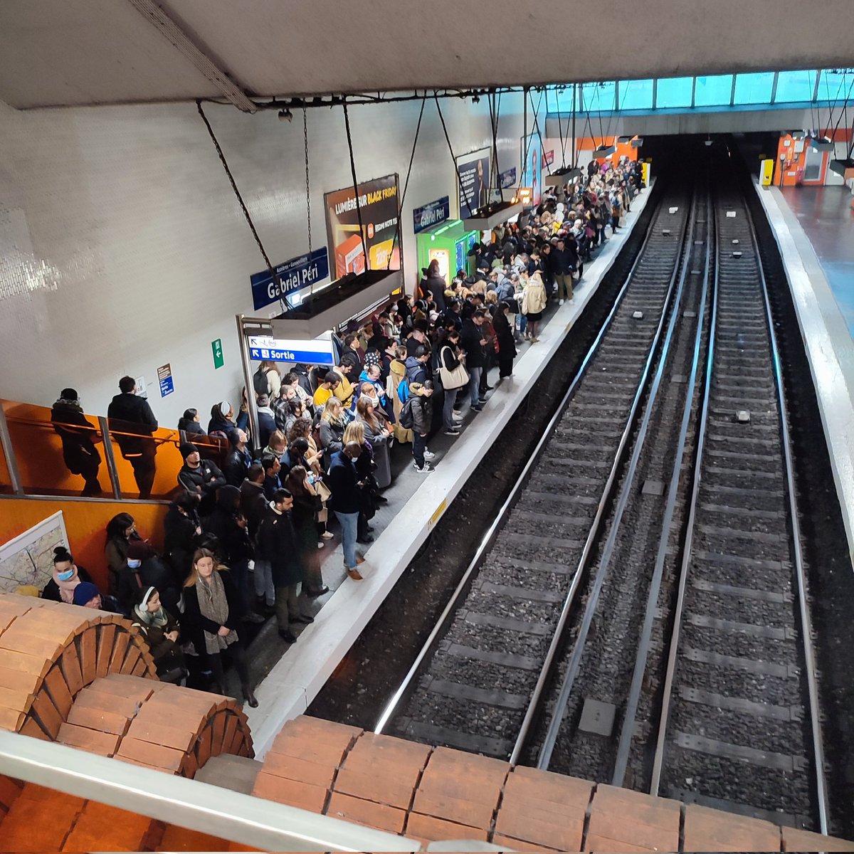 Emiliano Grossman @egrossman.bsky.social tweet media